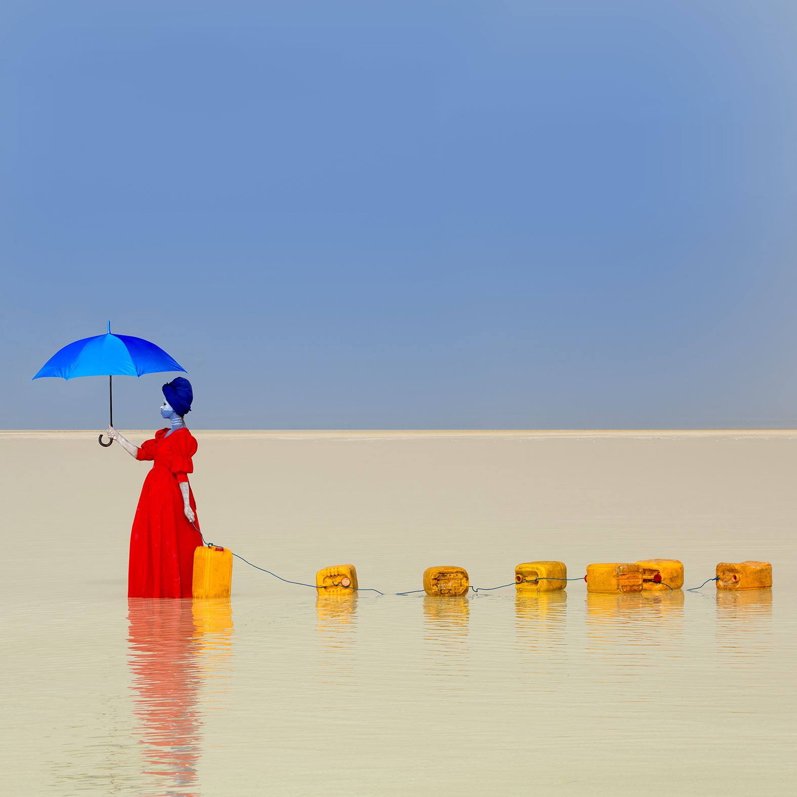 Aïda Muluneh, <i>The shackles of limitations</i>, 2018<div>dalla serie <i>Water Life</i>, Commissioned by Water Aid<br>© Aïda Muluneh</div>